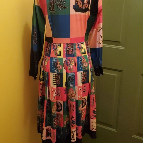 SOLD-Color Block Dress - Picture 5 of 7